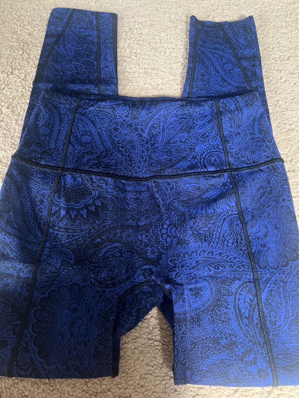 Lululemon Blue Paisley High-Rise Leggings - Picture 4 of 4